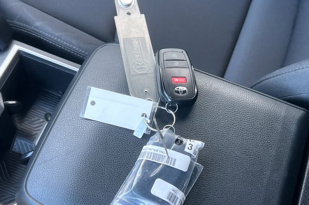 Certified 2025 Toyota Tacoma SR5 w/ SR5 Upgrade Package image 12