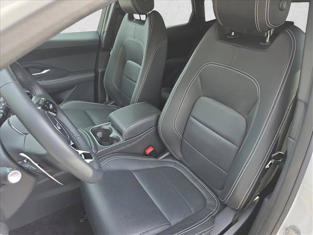 Certified 2024 Jaguar E-PACE R-Dynamic SE AWD/4WD image 15