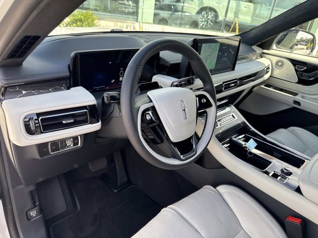 New 2026 Lincoln Aviator Black Label w/ Dynamic Handling Package image 14