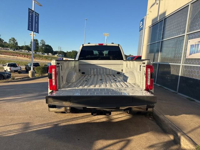 Used 2025 Ford F350 Lariat image 7