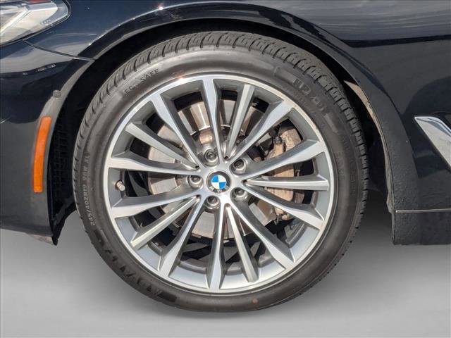 Used 2021 BMW 530i w/ Convenience Package RWD image 19