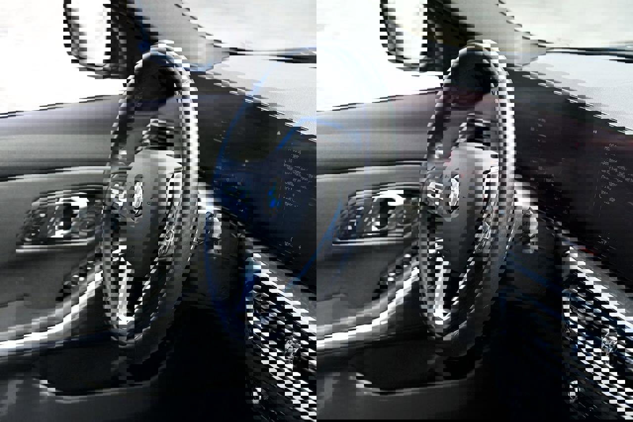 Used 2024 BMW 330i Sedan image 17