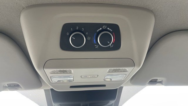 Used 2023 Ford Transit 350 XLT image 21