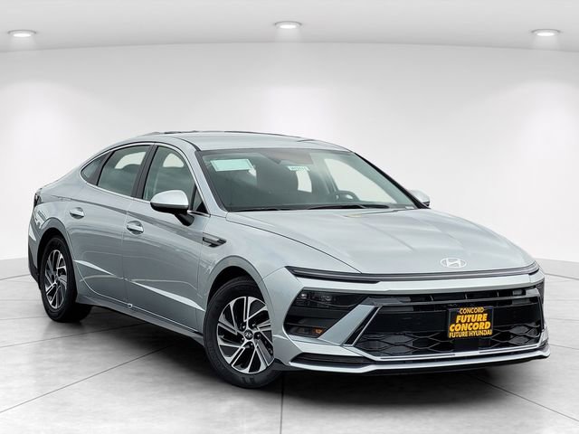 New 2026 Hyundai Sonata Blue