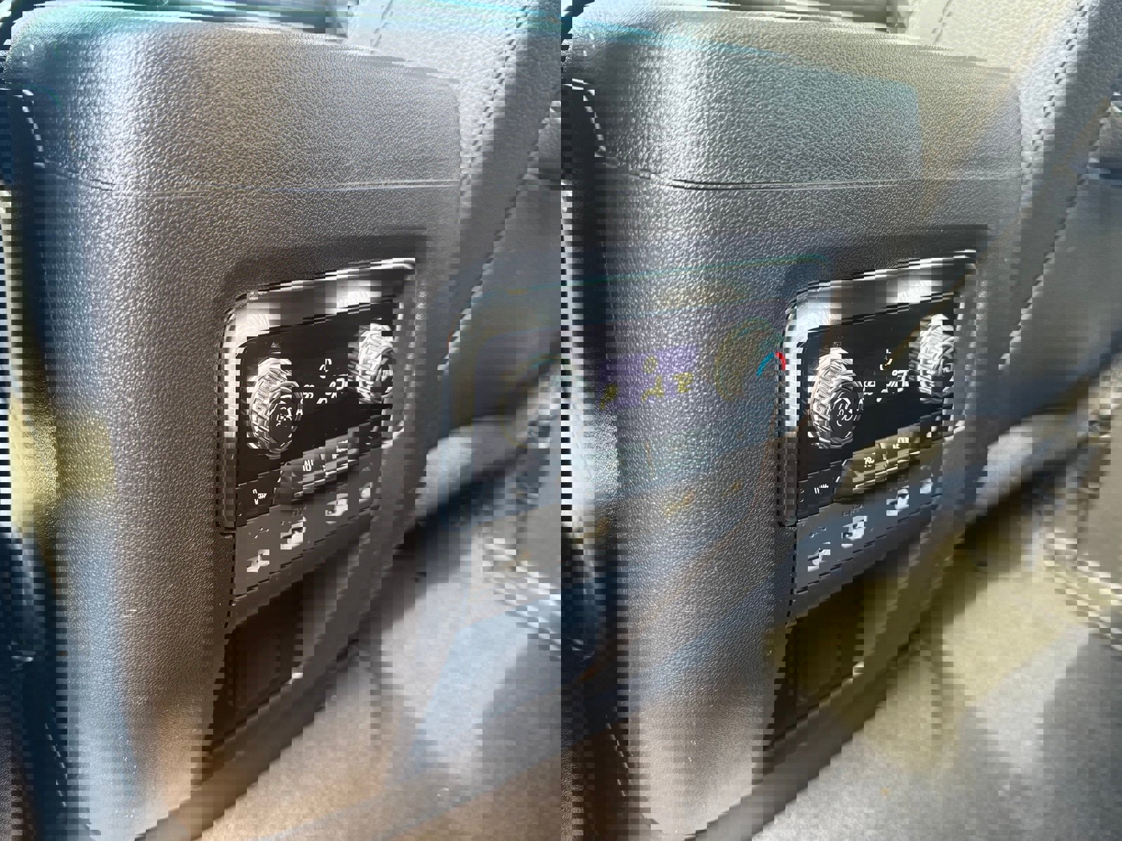 Used 2021 GMC Yukon XL Denali w/ Denali Ultimate Package image 12