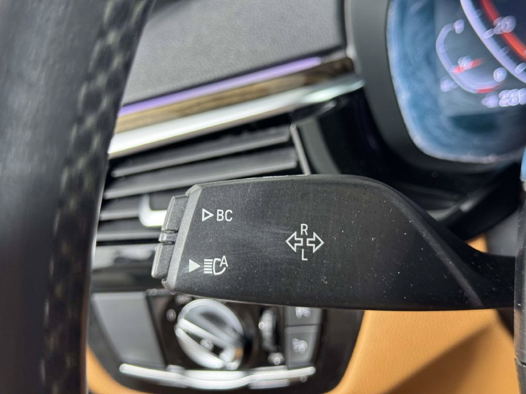 Used 2023 BMW 530i xDrive w/ Convenience Package AWD/4WD image 20