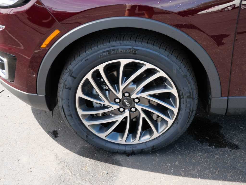 Used 2020 Lincoln Nautilus Reserve AWD/4WD image 8