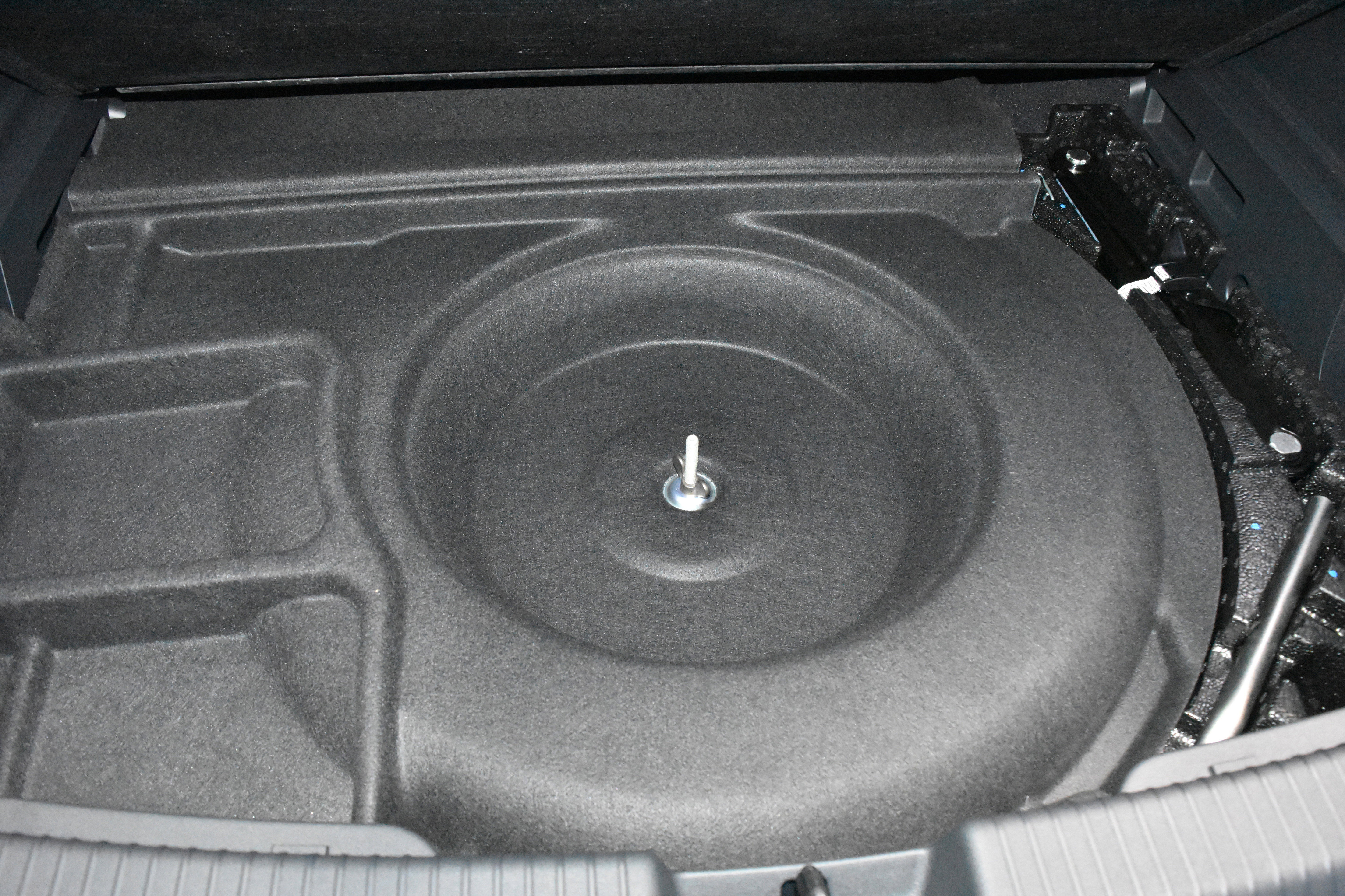 New 2025 Volkswagen Atlas Cross Sport SE image 26