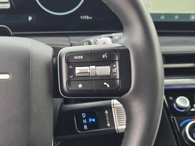Certified 2026 Hyundai Santa Fe Limited AWD/4WD image 30