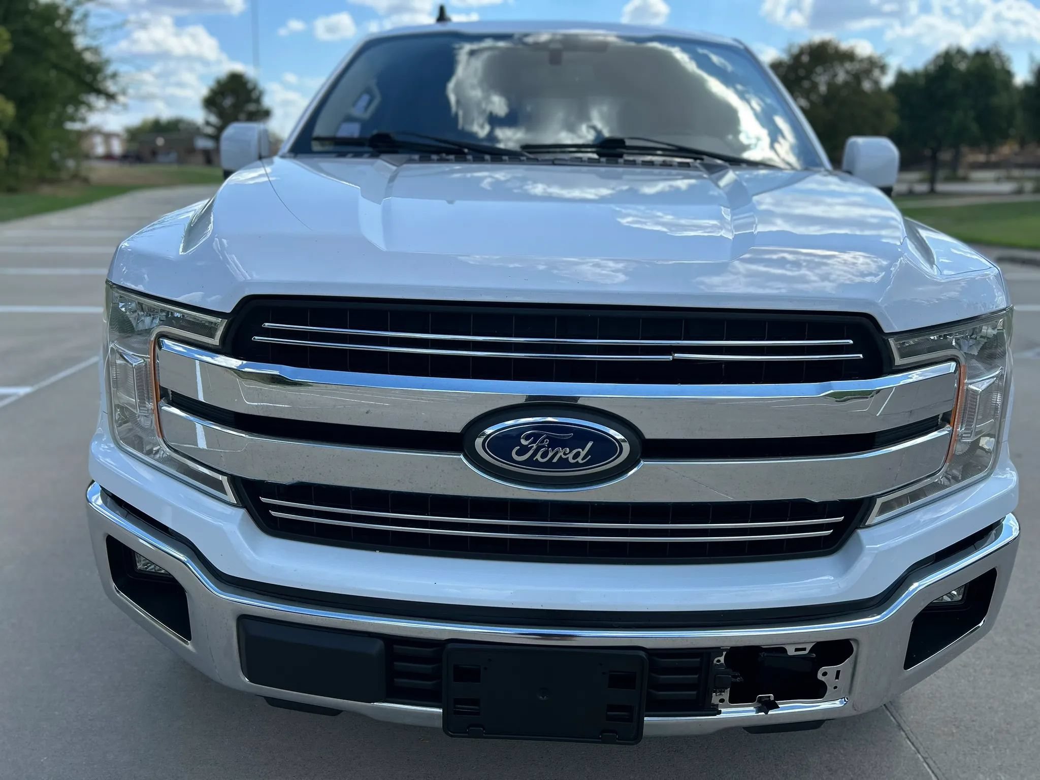 Used 2019 Ford F150 Lariat RWD image 3