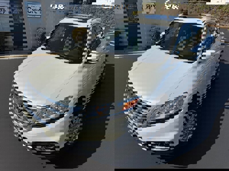 Used 2014 Honda Crosstour EX-L image 2