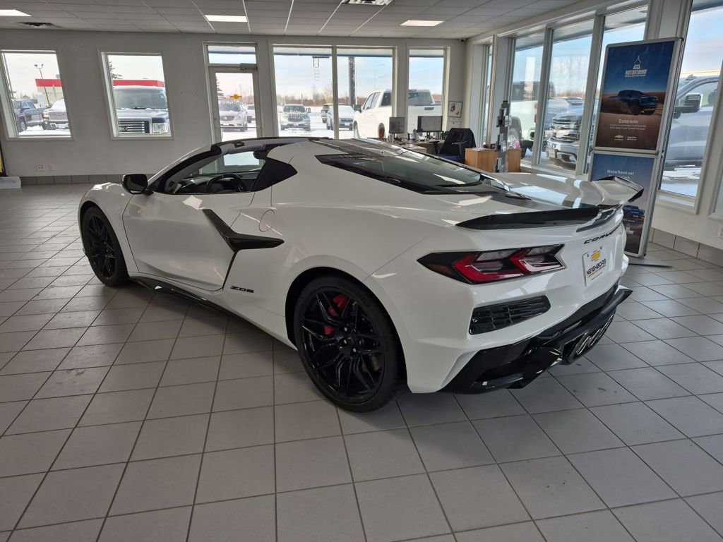 New 2026 Chevrolet Corvette Z06 video 3