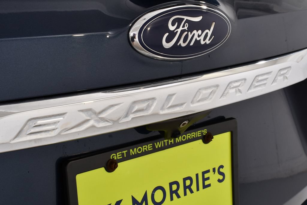 Used 2016 Ford Explorer XLT w/ Equipment Group 202A AWD/4WD image 24