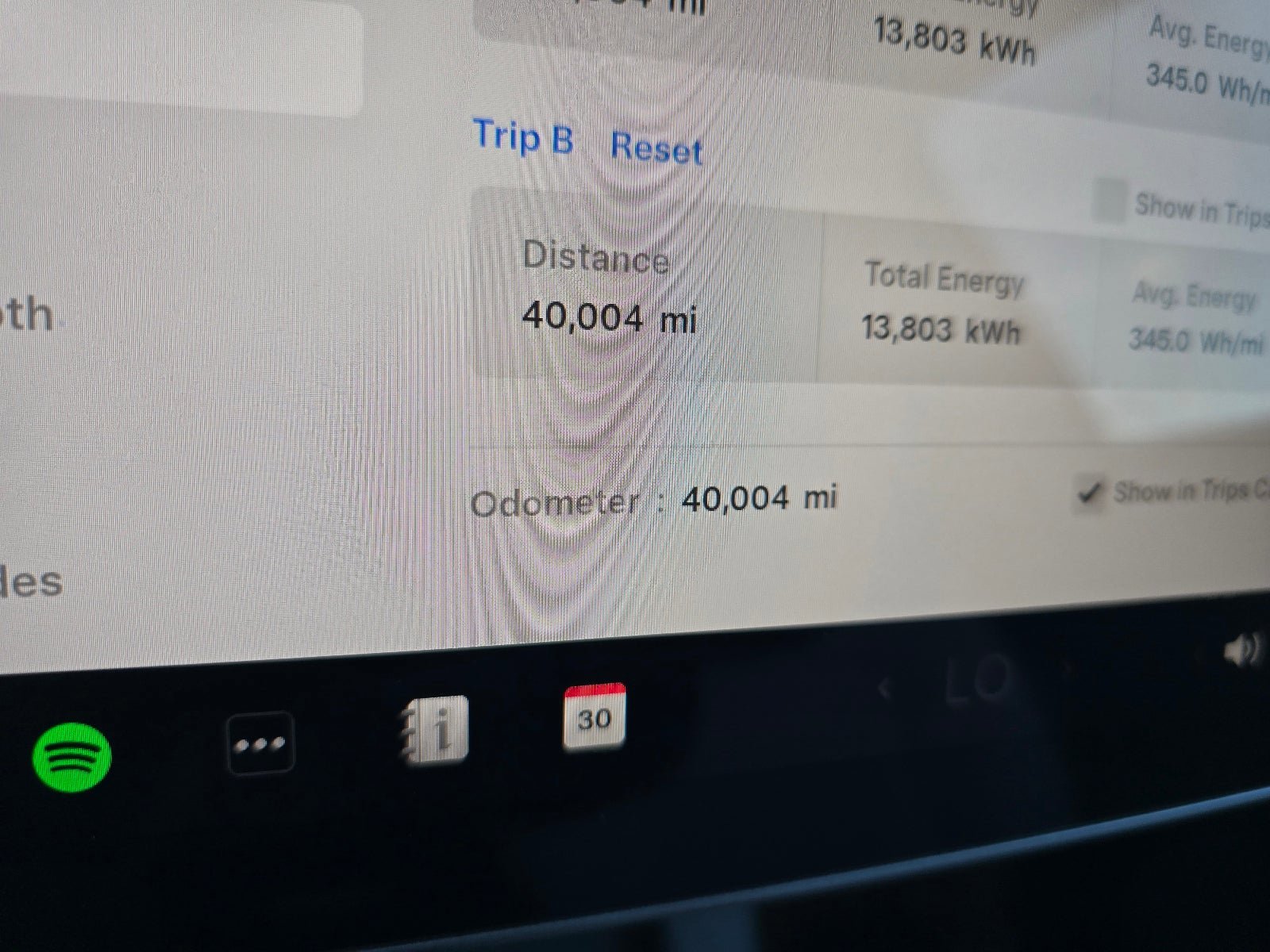 Used 2023 Tesla Model Y Performance AWD/4WD image 17