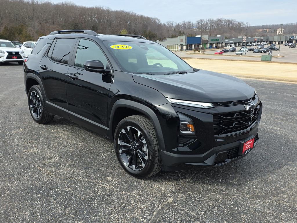 New 2026 Chevrolet Equinox RS w/ Convenience Package III FWD image 2