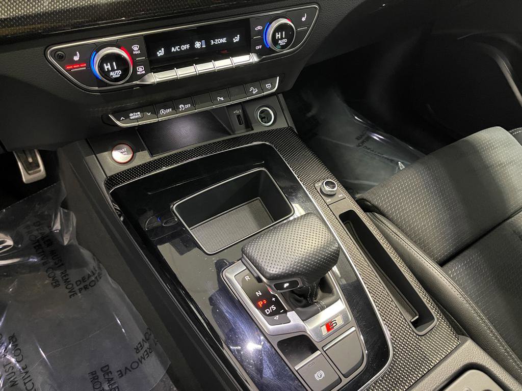 Used 2022 Audi SQ5 Premium image 23