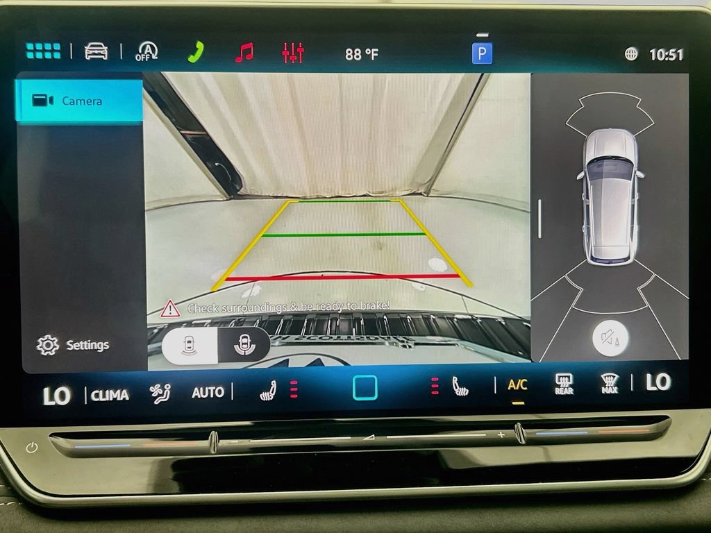 New 2026 Volkswagen Tiguan SE R-Line FWD image 14