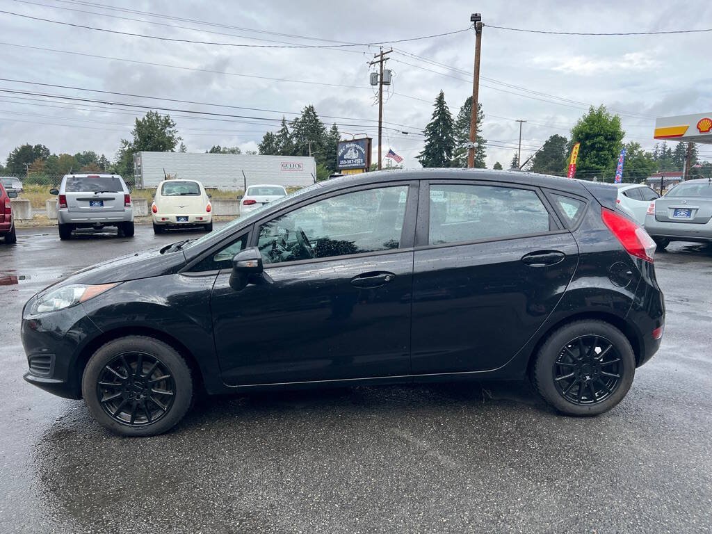 Used 2014 Ford Fiesta SE FWD image 23