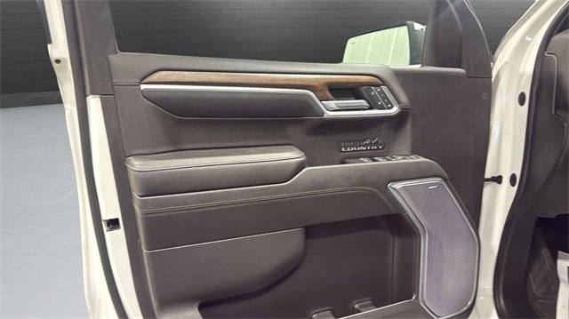 Used 2022 Chevrolet Silverado 1500 High Country image 23