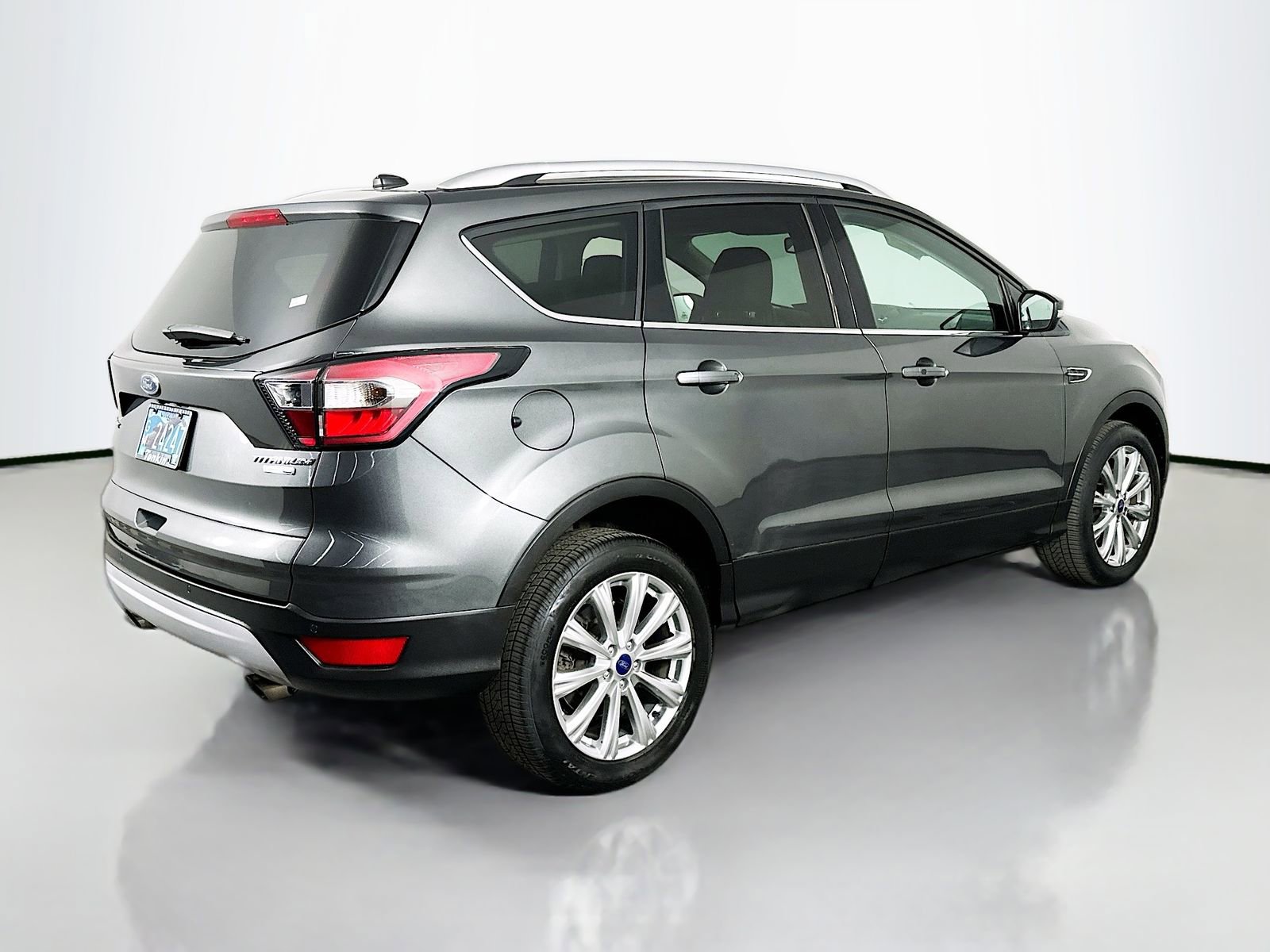 Used 2017 Ford Escape Titanium image 7