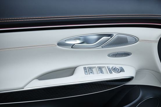 New 2026 Genesis GV70 3.5T Sport Prestige image 18