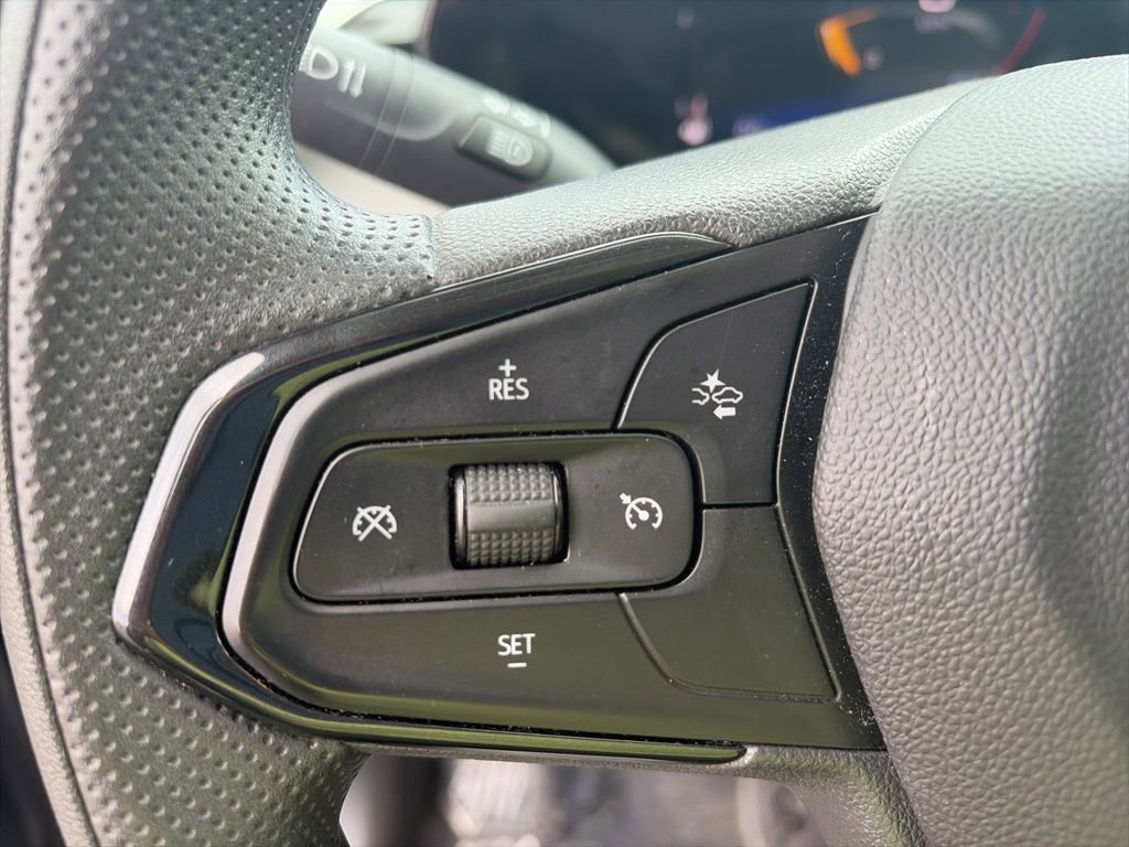 Used 2025 Chevrolet TrailBlazer LT image 15