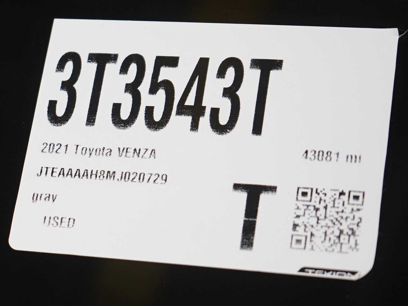 Used 2021 Toyota Venza XLE image 30