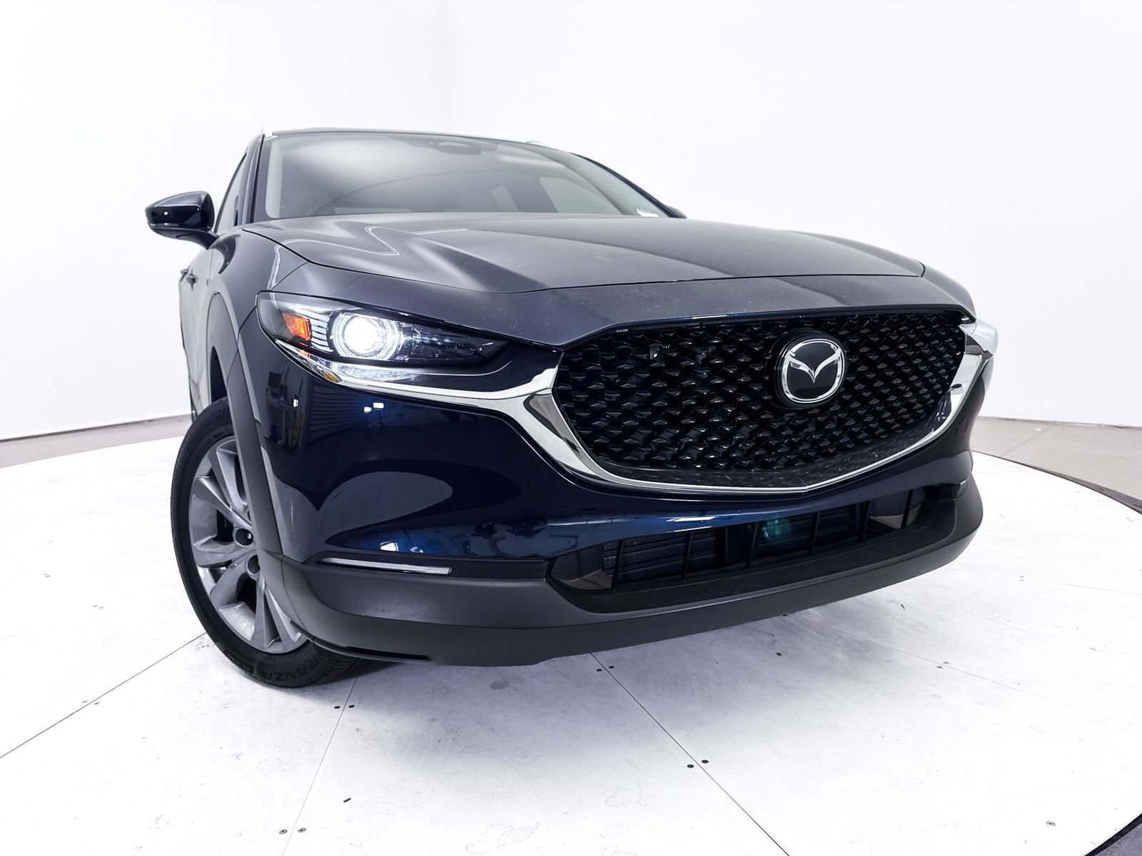 Certified 2025 MAZDA CX-30 AWD 2.5 S w/ Premium Package image 8