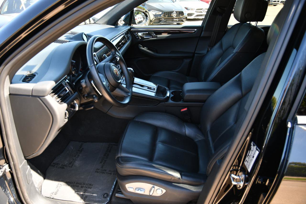 Used 2024 Porsche Macan image 22