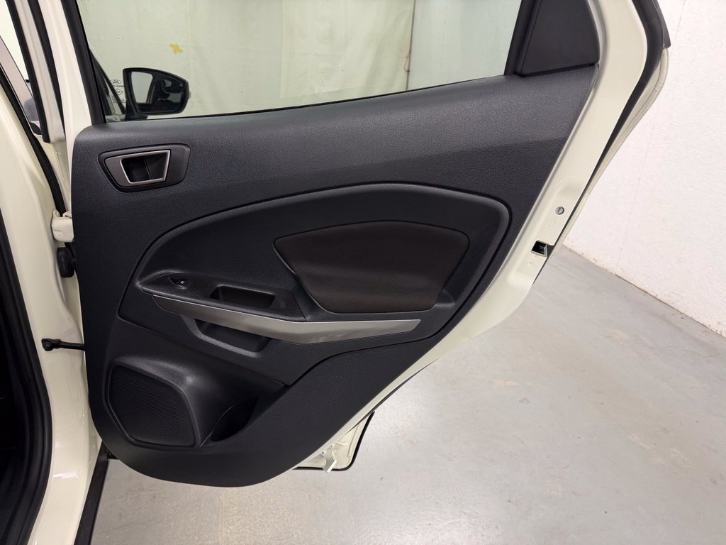 Used 2020 Ford EcoSport SE FWD image 14