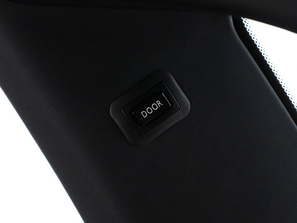 Certified 2022 Rolls-Royce Ghost image 32