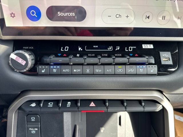 New 2026 Toyota Sequoia Platinum AWD/4WD image 18