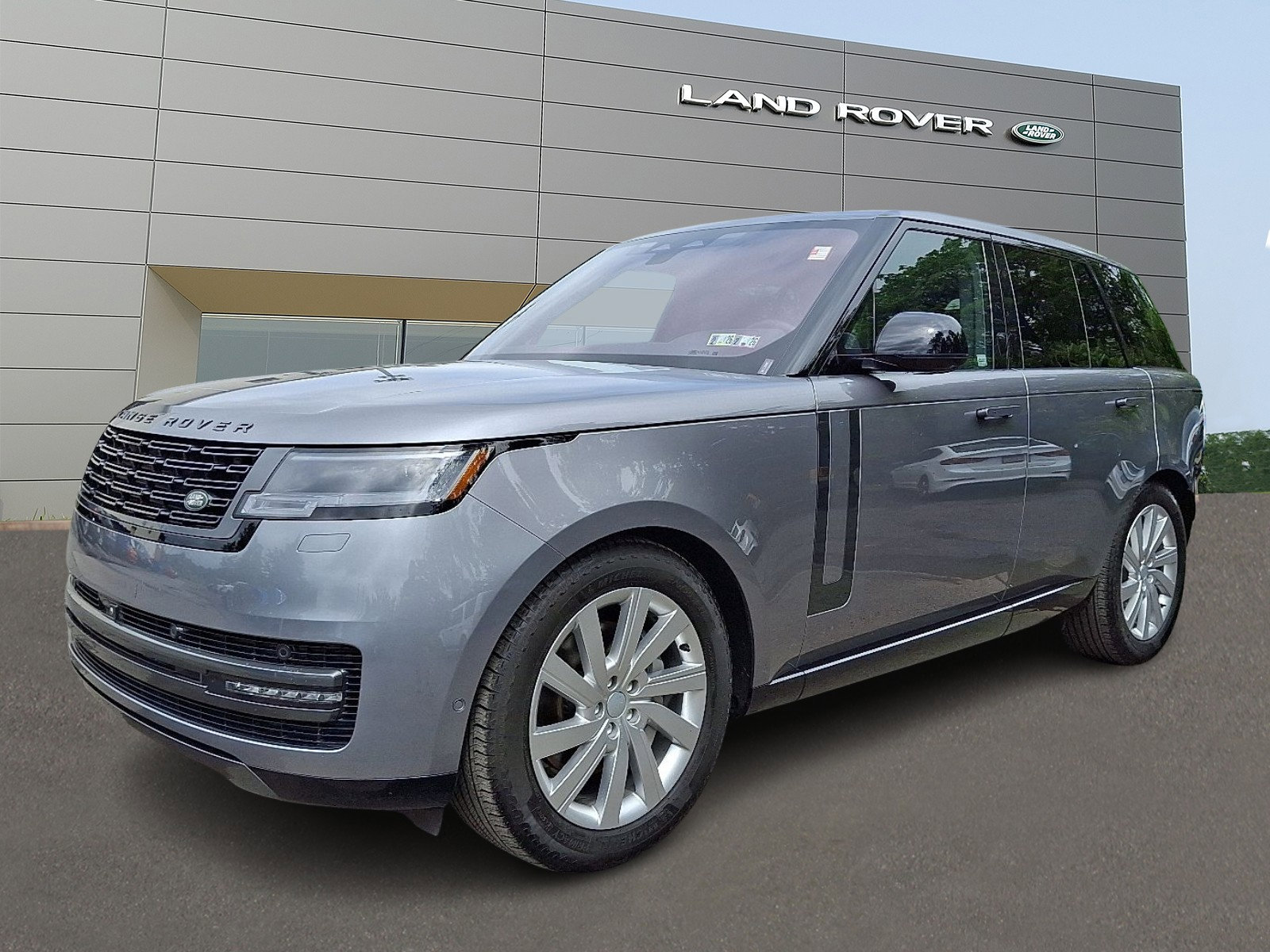 Certified 2023 Land Rover Range Rover SE image 1