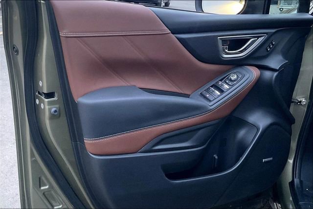 Used 2023 Subaru Forester Touring image 23