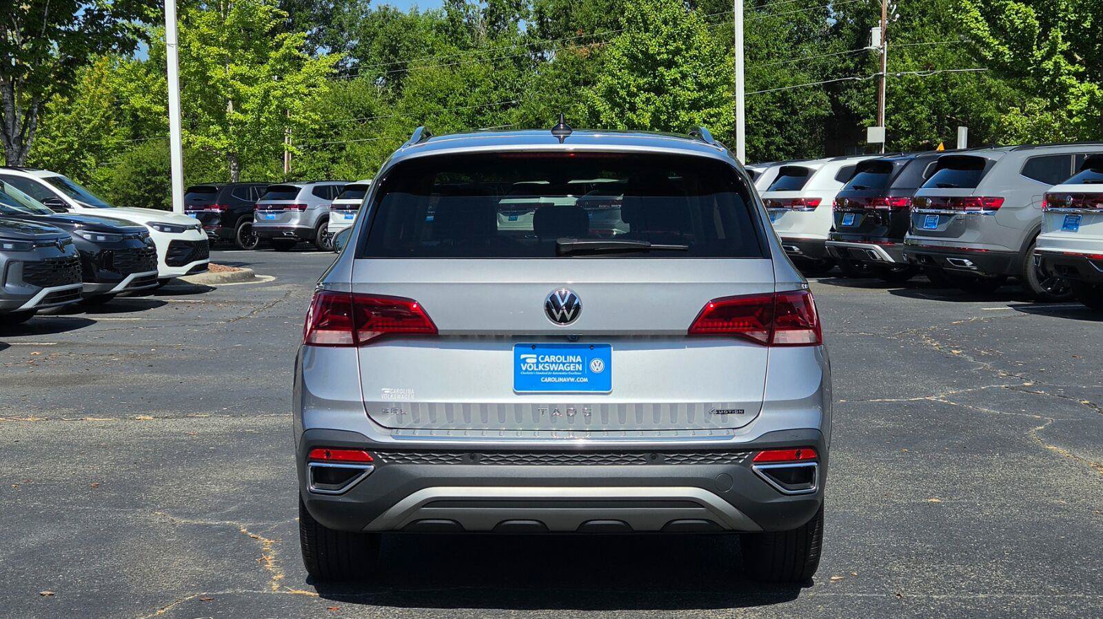 Certified 2023 Volkswagen Taos SEL AWD/4WD image 4