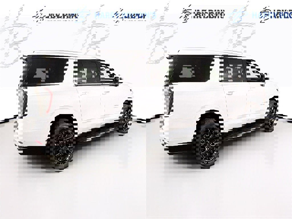 New 2025 Chevrolet Suburban Premier image 36