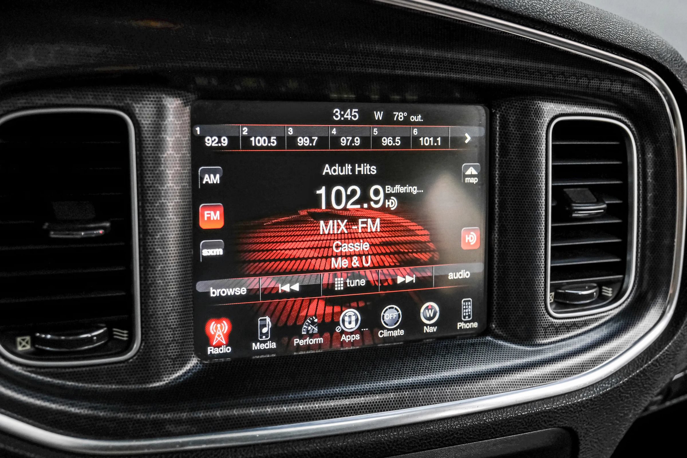 Used 2016 Dodge Charger SRT w/ Harman/Kardon Audio Group RWD image 35
