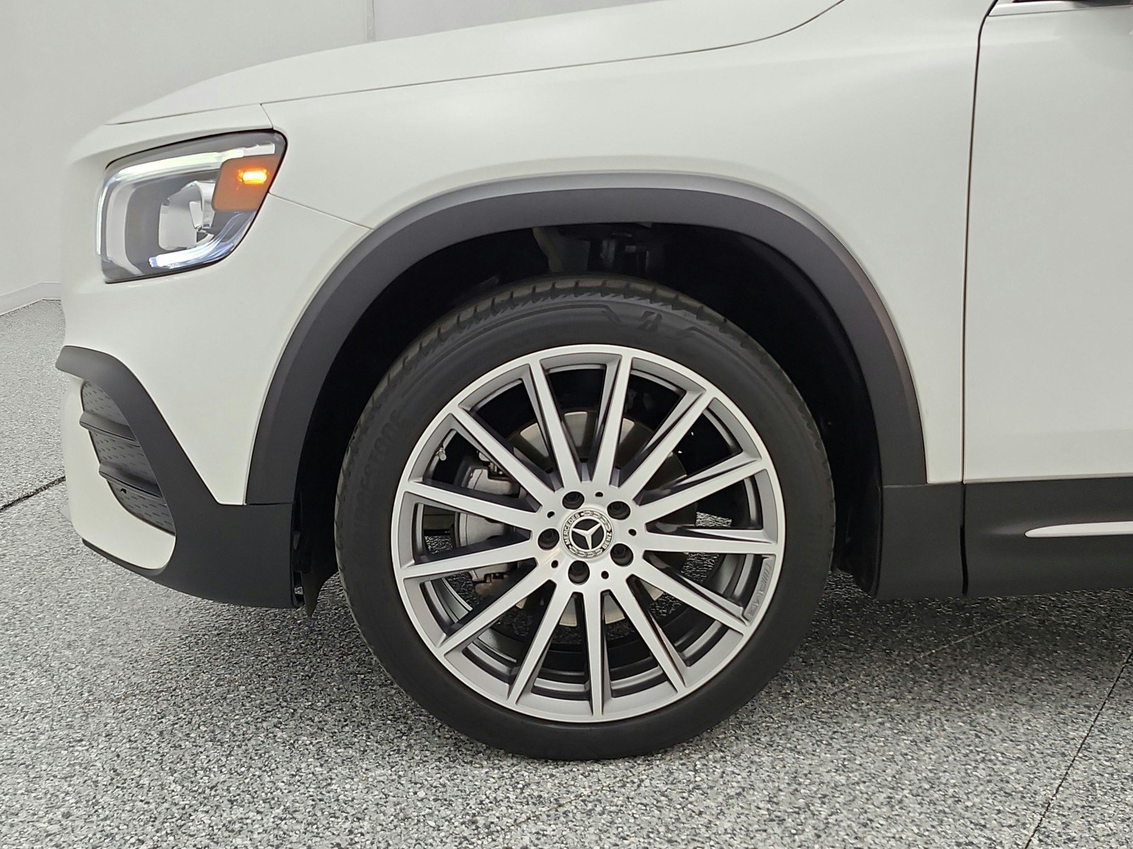 Used 2022 Mercedes-Benz GLB 250 image 15