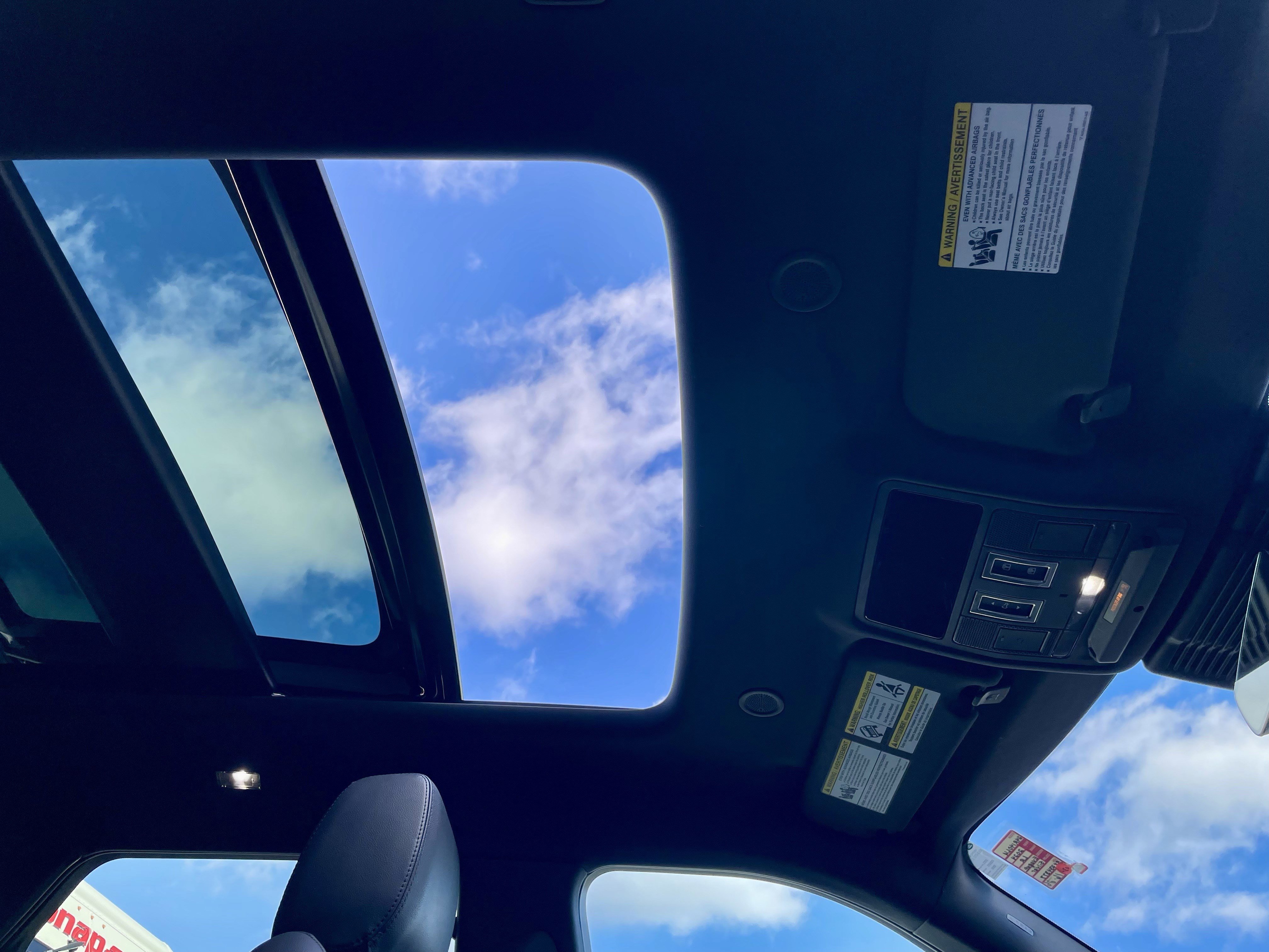 Certified 2024 Land Rover Range Rover Evoque S image 17