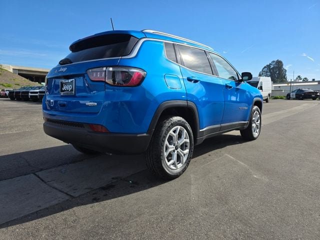 New 2026 Jeep Compass Latitude AWD/4WD image 7