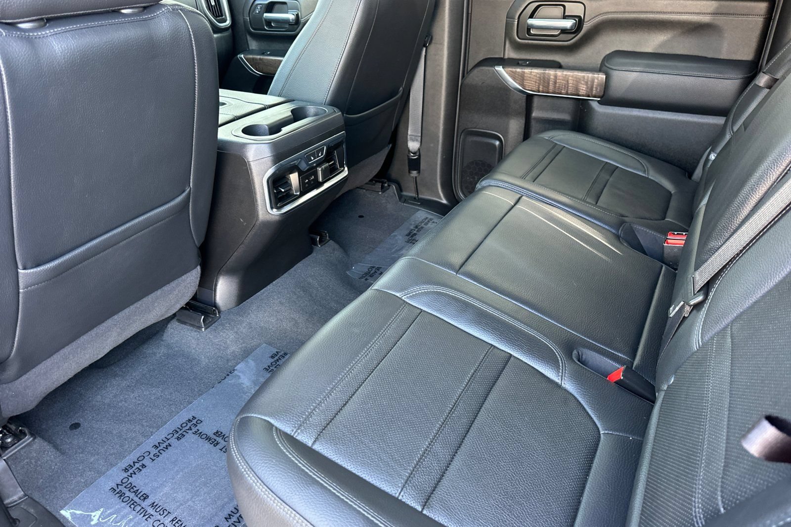 Certified 2021 GMC Sierra 2500 Denali w/ Denali Black Diamond Edition AWD/4WD image 14