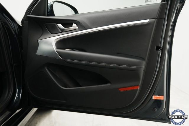 Used 2025 Genesis G70 2.5T image 28