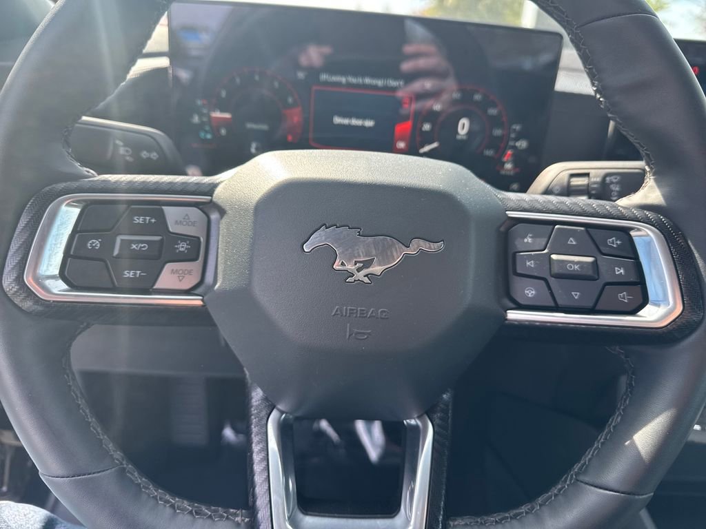 Used 2025 Ford Mustang Coupe image 15