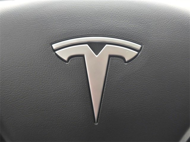 Used 2020 Tesla Model Y Long Range image 33