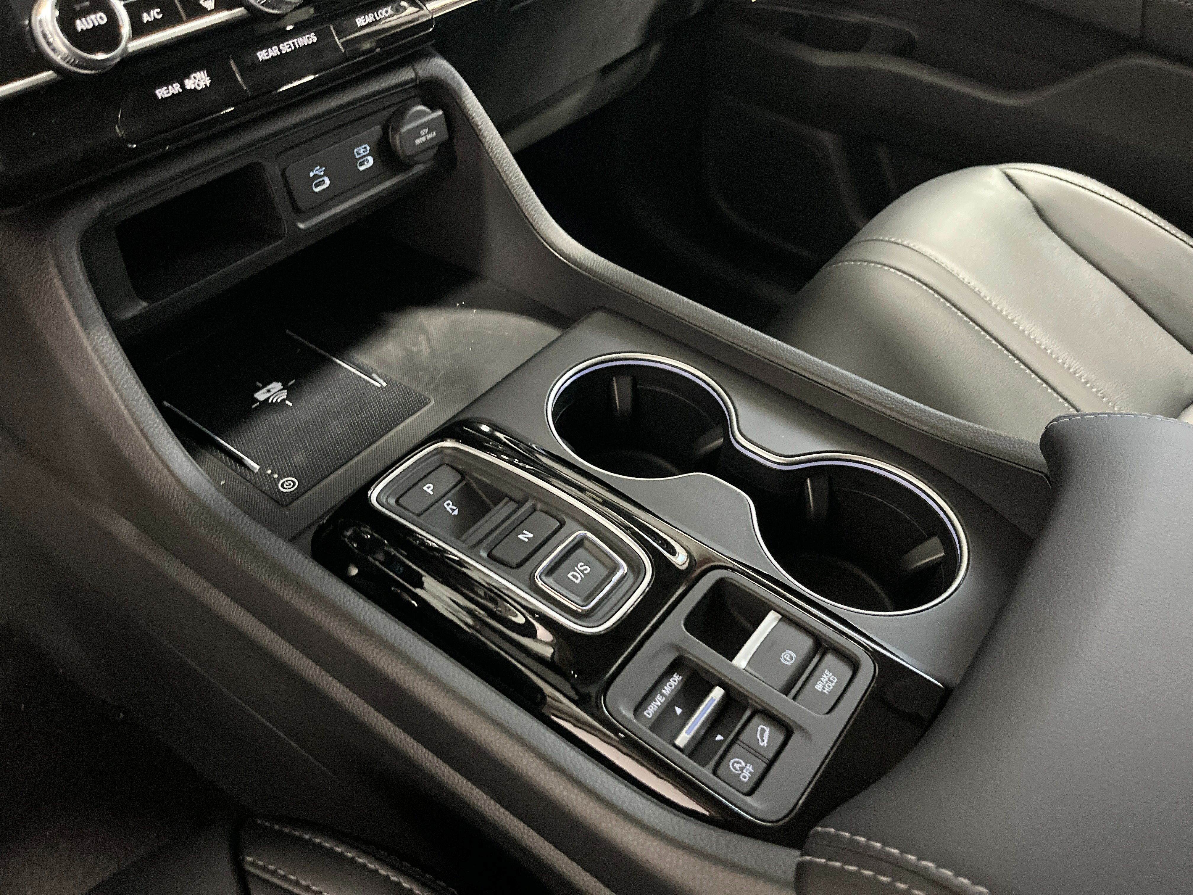 New 2026 Honda Pilot Touring image 18
