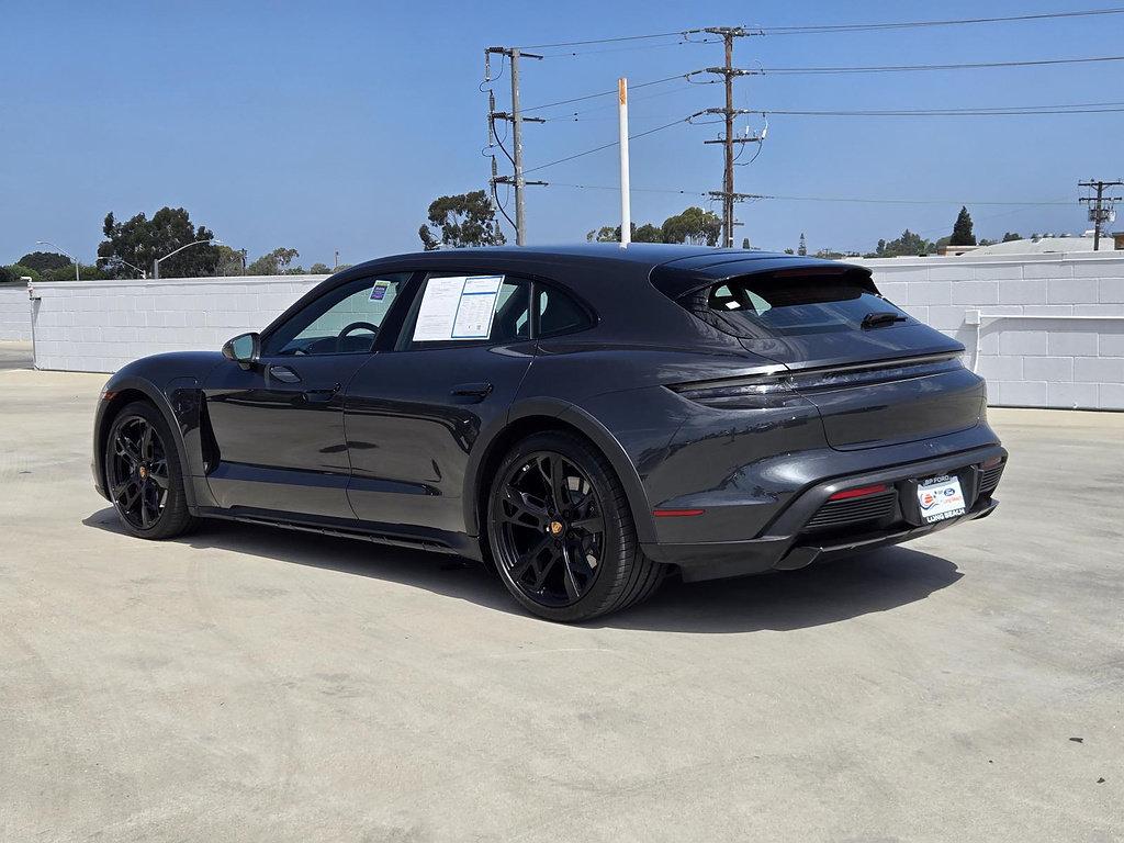 Used 2022 Porsche Taycan 4 Cross Turismo AWD/4WD image 6