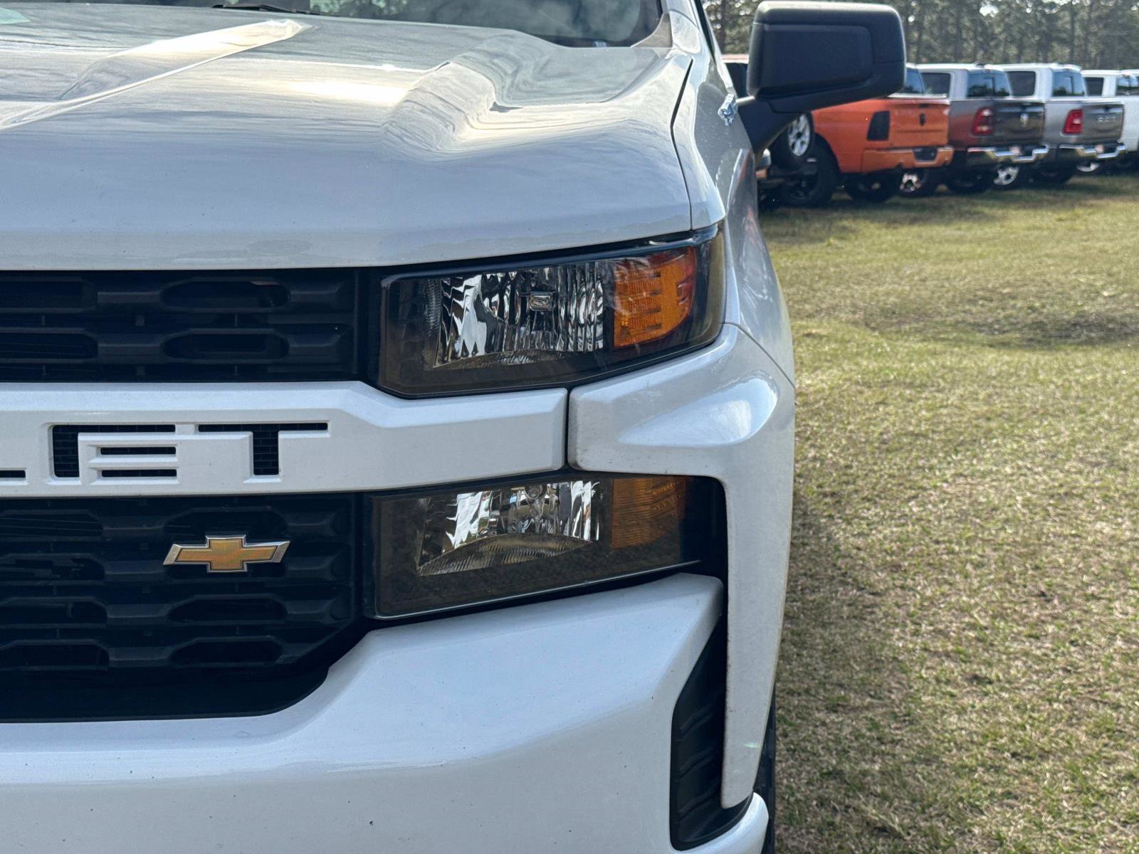 Used 2022 Chevrolet Silverado 1500 Custom image 9