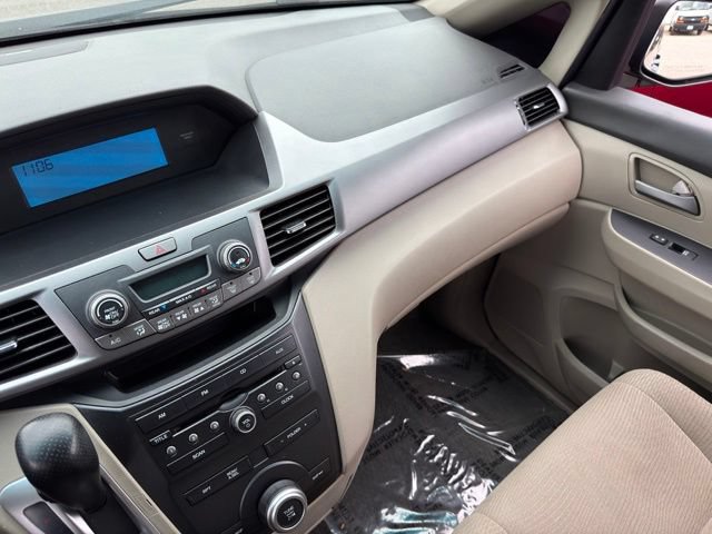Used 2012 Honda Odyssey LX image 23