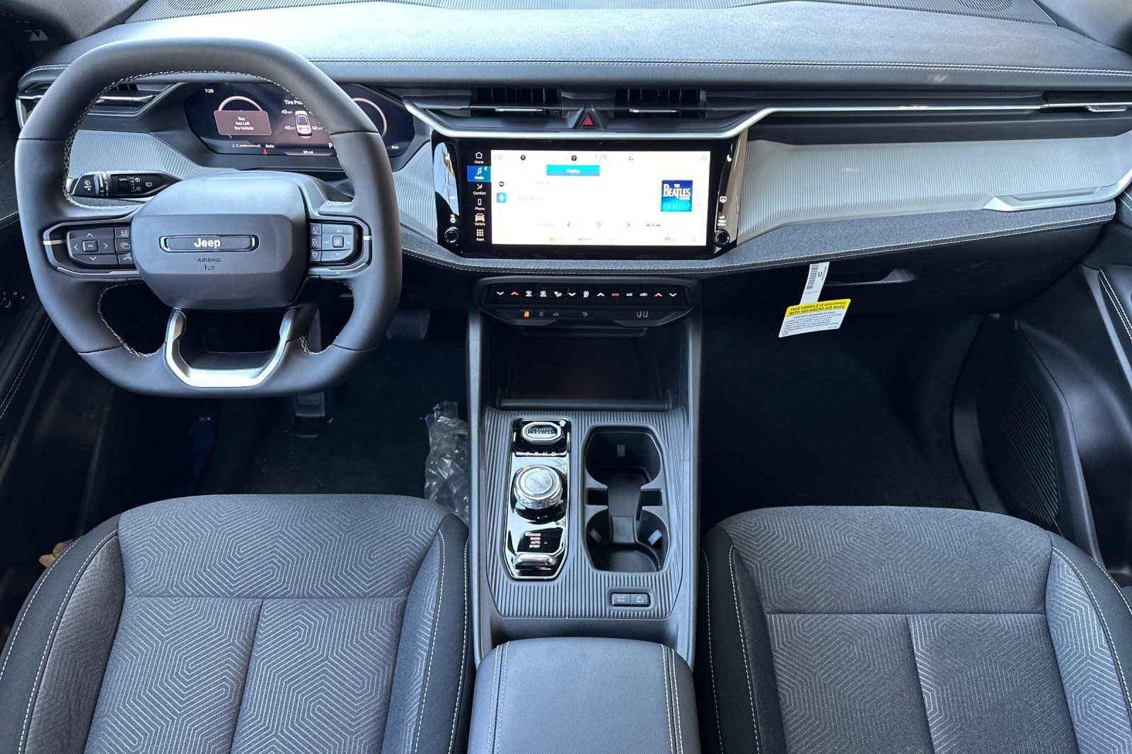 New 2026 Jeep Cherokee Laredo image 10