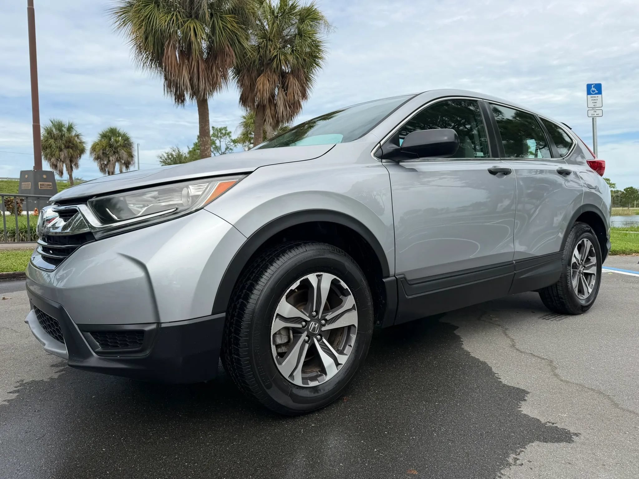 Used 2018 Honda CR-V LX image 5